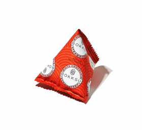 Gift: White Strawberry (1 piece)