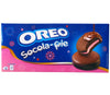 Blue and pink box of Mondelez Oreo: Chocolate Pie Strawberry, showing a chocolate-coated sandwich with strawberry cream and chocolate being poured on top.